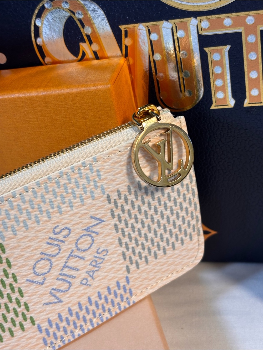 Louis Vuitton Romy Damierlicious - Picture 5 of 11